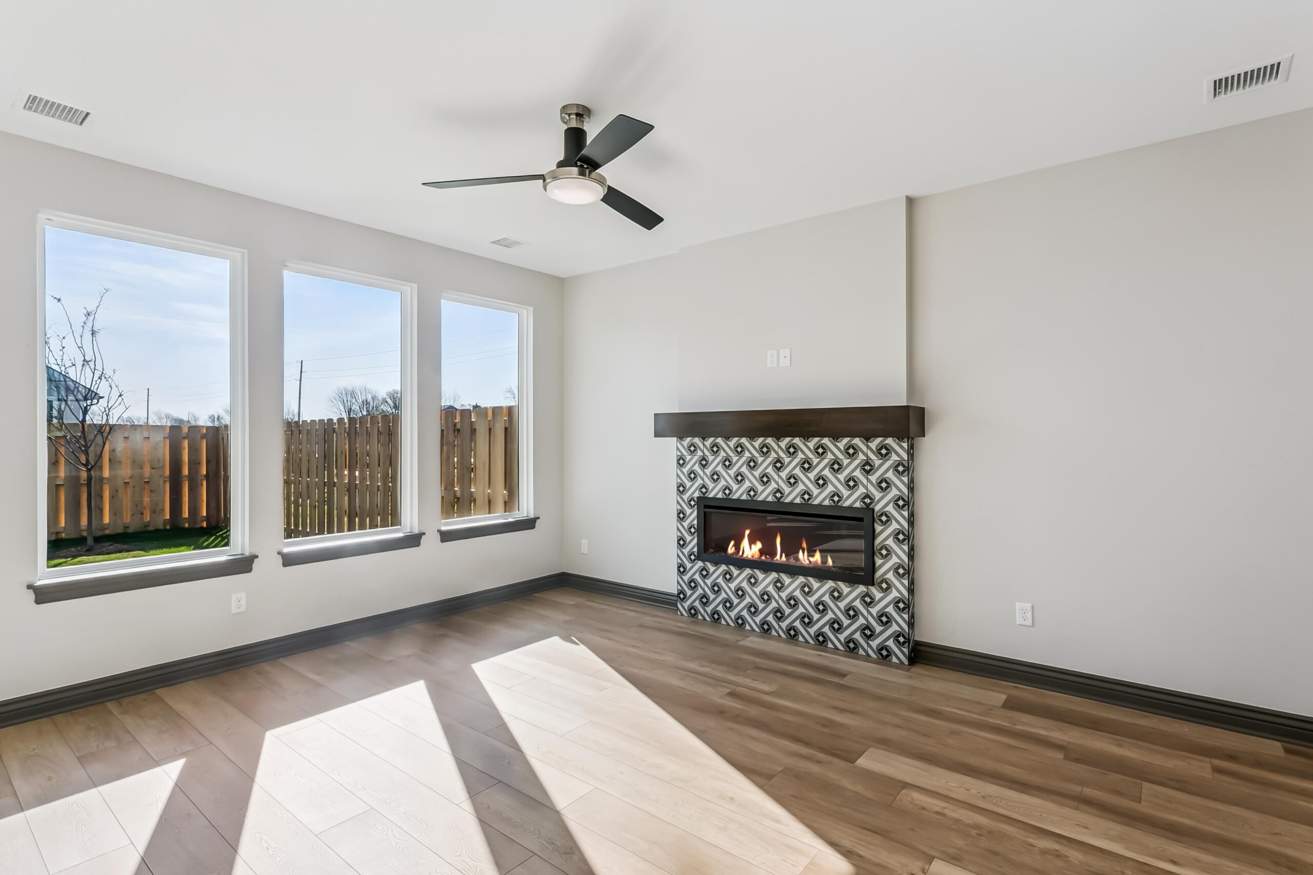 05-14105 Barn Owl St-5