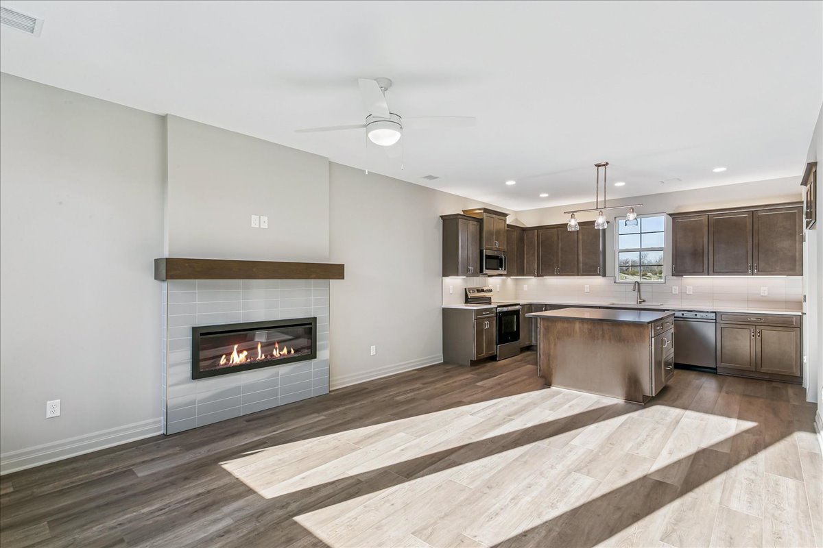08-14109 Barn Owl St-8