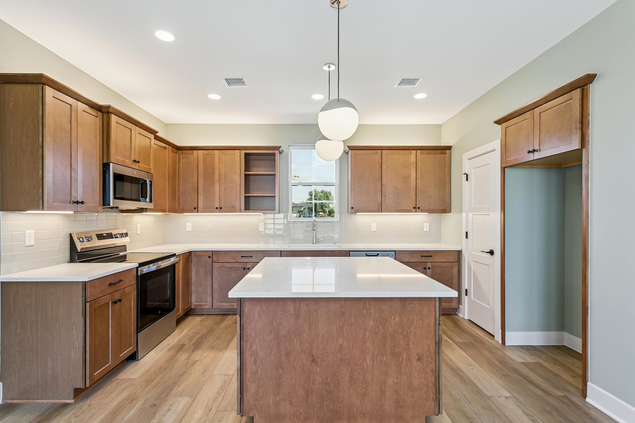 4516 Harborside May2026-9